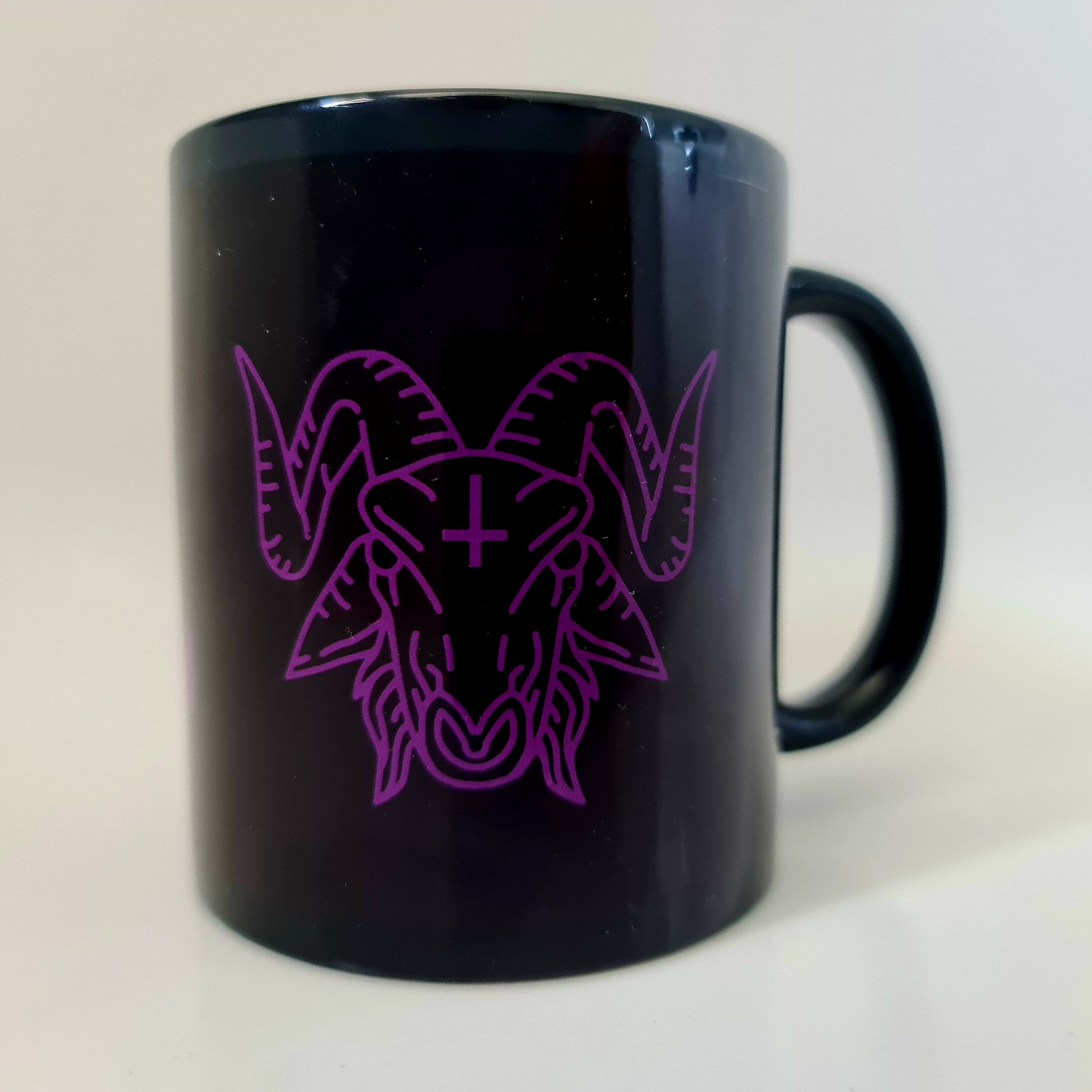masters of black coffee mug
