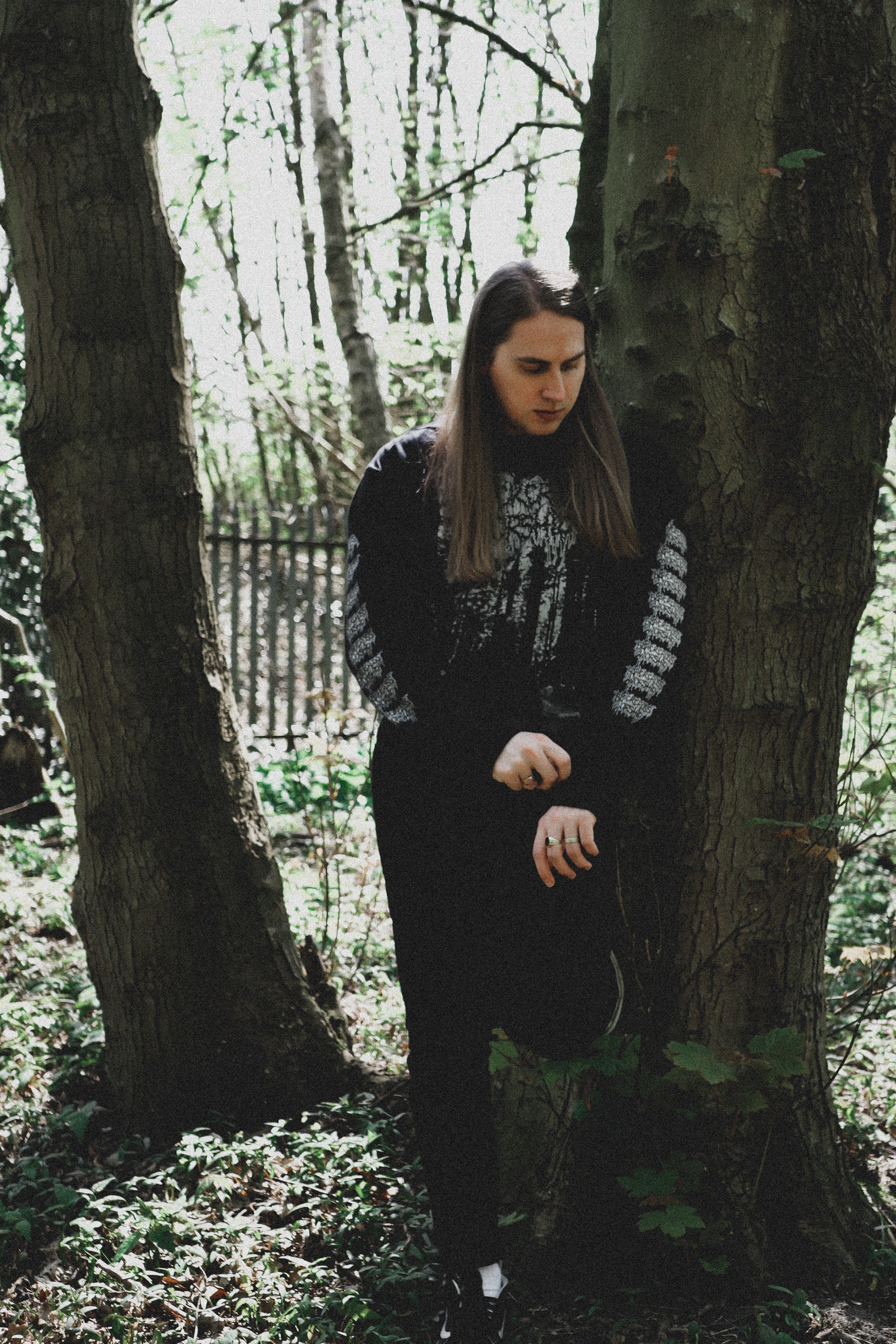 mörka skogar - black cross worship long sleeve tee